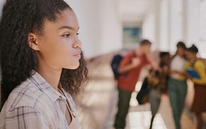 girl with troubled facial expression