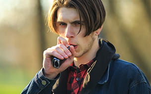 vaping teen