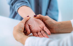Is the Pain in Your Hand Carpal Tunnel or Arthritis?