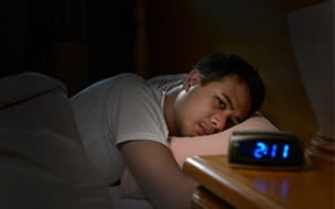 Anxiety Keeping You Awake? Here’s How to Fix It