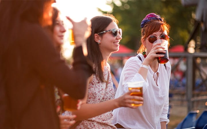 Young women drinking non-alcoholic beverages