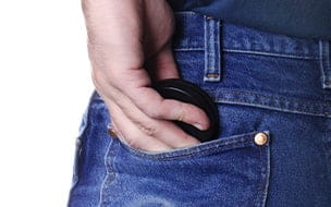 Nicotine Pouches: What to Know About the Latest Trend
