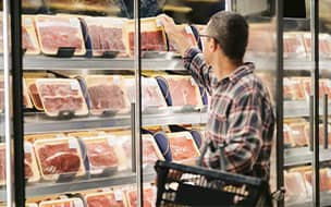 The Carnivore Diet: Is Extreme Keto Healthy for Weight Loss?