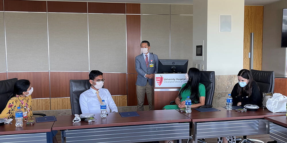 Dr. Jun Park congratulating the course participants during completion ceremony, July 2022.