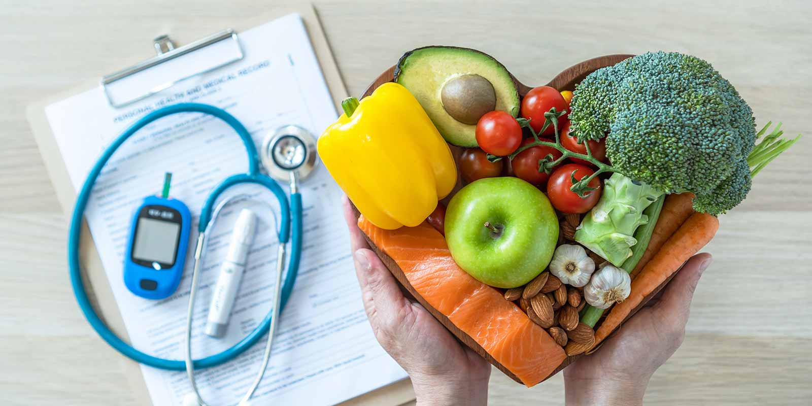 glucose monitor and healthy diet