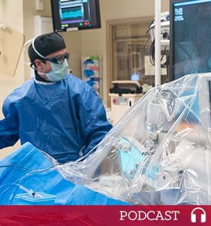 Guilherme Attizzani, MD in operating room
