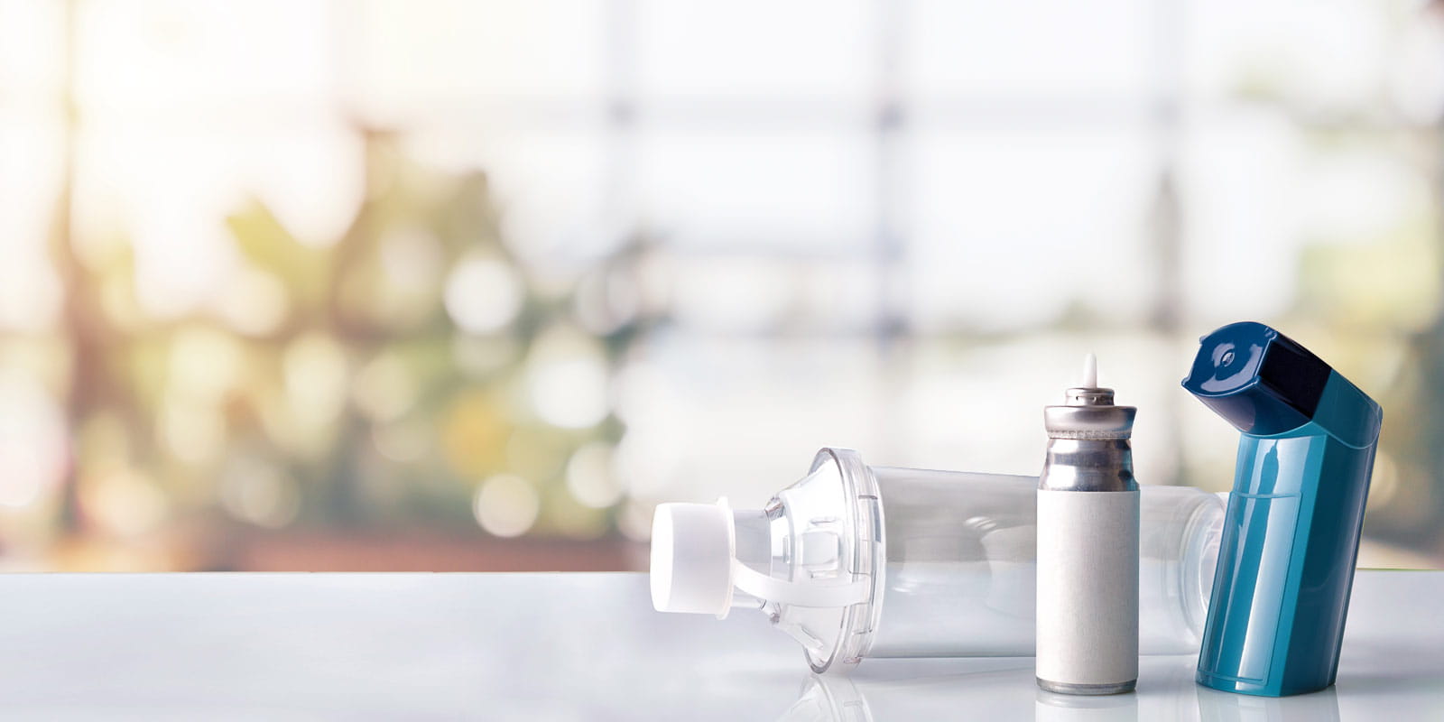 Cartridge inhaler and inhalation chamber
