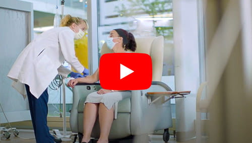 A female patient being treated at UH Seidman Cancer Center
