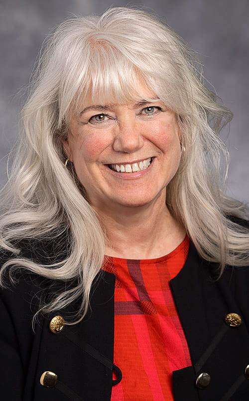 Kelly Armstrong, LPAT, ATR, LPCC, CMPAA